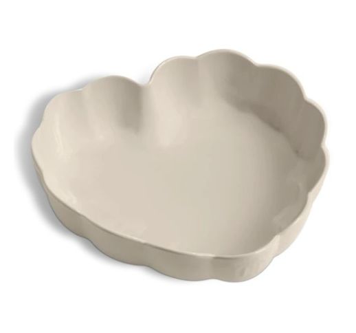 Forma ŠIRDIS, kreminės spalvos 26,5x24,5x6,5 cm