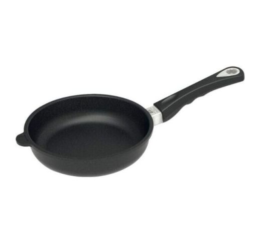 Keptuvė indukcinė su plastikine rankena AMT 20/5 cm