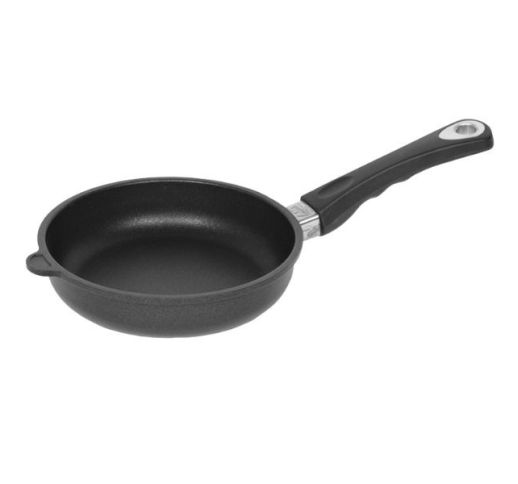 Keptuvė su plastikine rankena AMT 26/5 cm