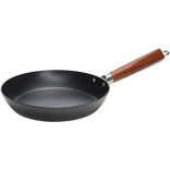 Keptuvė su medine rankena AUTHENTIC 26 cm