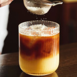 Monin AŠTRIŲ MANGŲ sirupas, 0,7 l