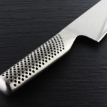 Peilis daržovėms smulkinti su rievėmis GLOBAL G-81 18 cm