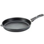 Keptuvė indukcinė su plastikine rankena AMT 32/5 cm