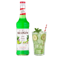 Vaisinė gaiva stiklinėje